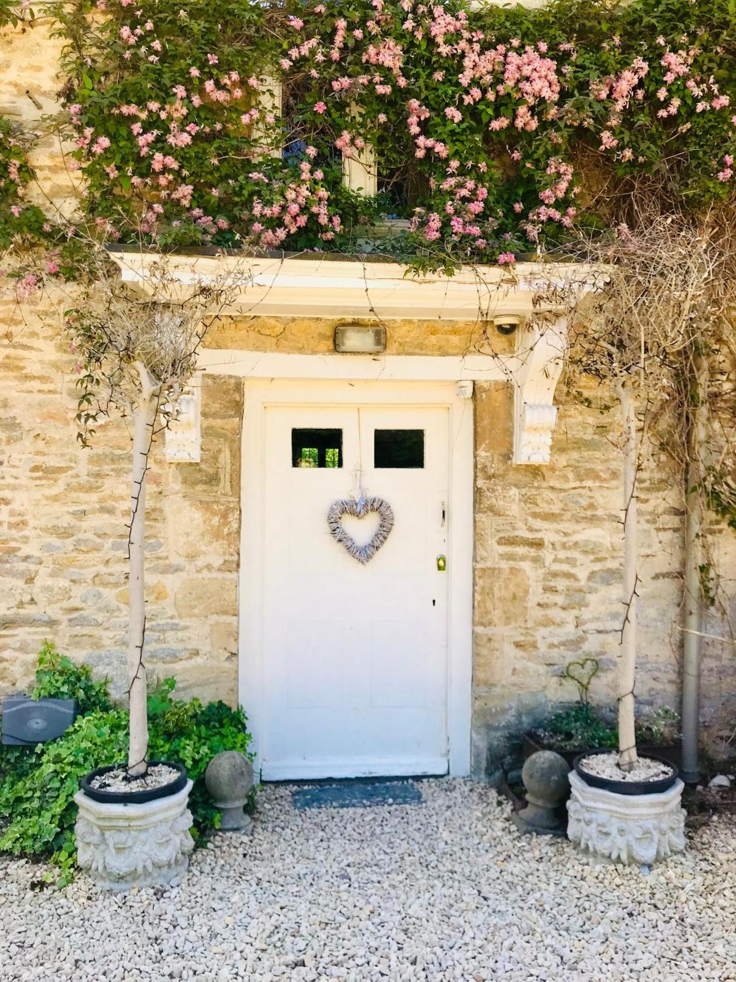 Villa Buscot Manor Exterior foto